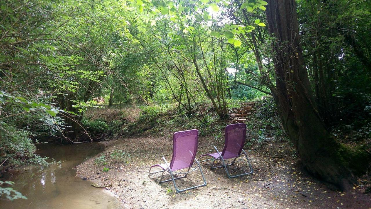 Domaine Pastel Bed & Breakfast Besson Dış mekan fotoğraf